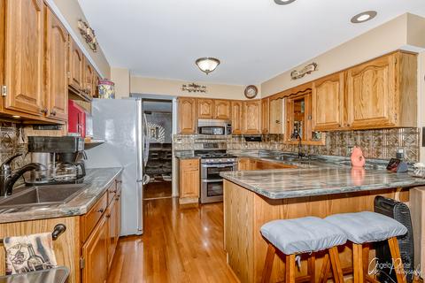 419 N River Rd, Mchenry, IL 60051 photo 5