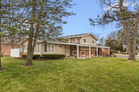 2431 Greenfield Dr, Glenview, IL 60025 photo 1