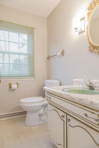 450 S Hickory Ave, Bartlett, IL 60103 photo 9
