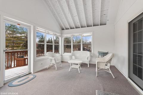 204 Vernon Ave, Wheaton, IL 60187 photo 9