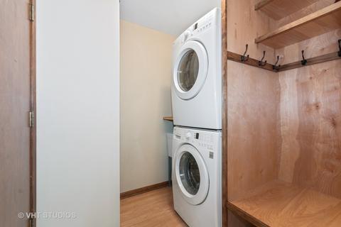 204 Vernon Ave, Wheaton, IL 60187 photo 26