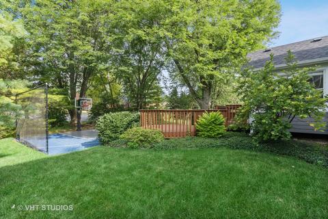 204 Vernon Ave, Wheaton, IL 60187 photo 2