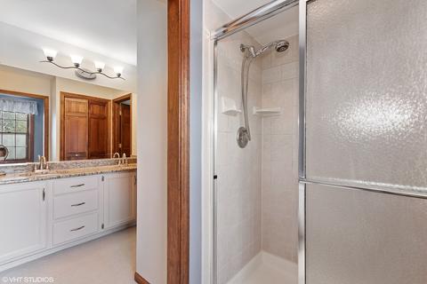 204 Vernon Ave, Wheaton, IL 60187 photo 11