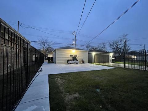 327 E 90th St, Chicago, IL 60619 photo 14