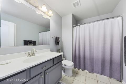 718 Wakeman Ave, Wheaton, IL 60187 photo 5