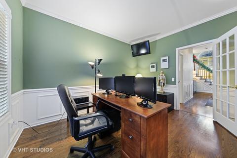 718 Wakeman Ave, Wheaton, IL 60187 photo 9