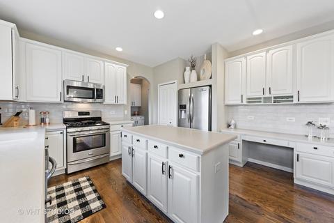 718 Wakeman Ave, Wheaton, IL 60187 photo 16