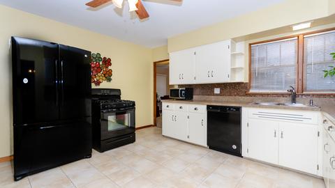 18304 Ada St, Lansing, IL 60438 photo 12