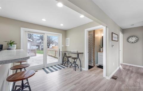 6202 Robert Rd, Cary, IL 60013 photo 4