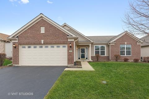 826 Rambling Brook Cir, Elgin, IL 60124 photo 1