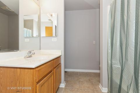 1202 Burns Ln, Minooka, IL 60447 photo 10