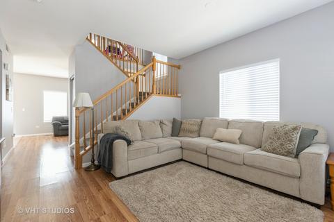 1202 Burns Ln, Minooka, IL 60447 photo 2