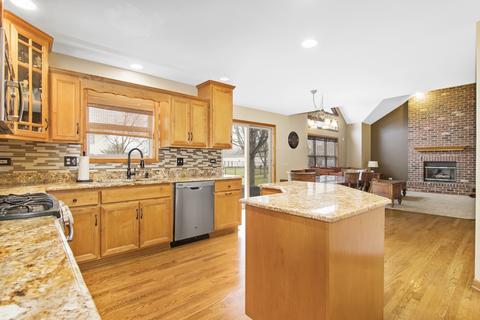 13265 Millbank Dr, Plainfield, IL 60585 photo 9