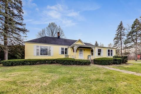 3721 Spring Rd, Oak Brook, IL 60523 photo 1