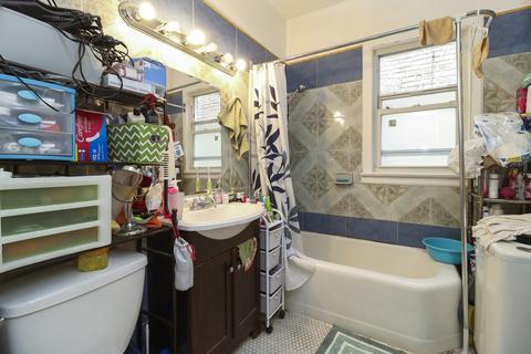 5831 N Artesian Ave, Chicago, IL 60659 photo 16