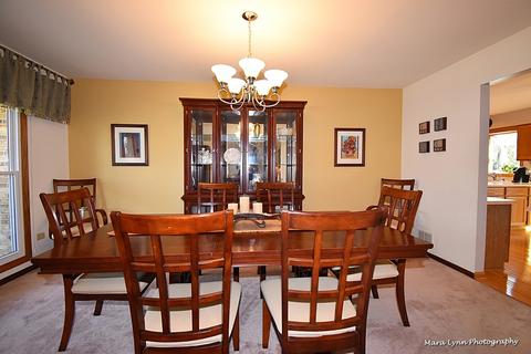 701 Stuart Dr, Carol Stream, IL 60188 photo 7