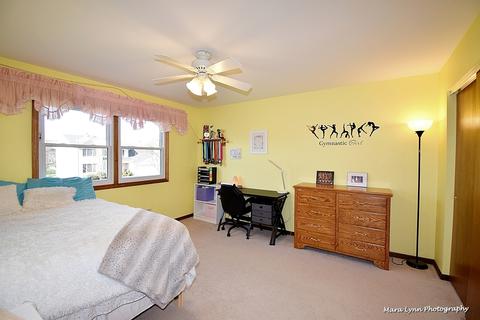 701 Stuart Dr, Carol Stream, IL 60188 photo 21