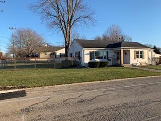 500 S Hall St, Morrison, IL 61270 photo 2