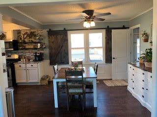 500 S Hall St, Morrison, IL 61270 photo 6