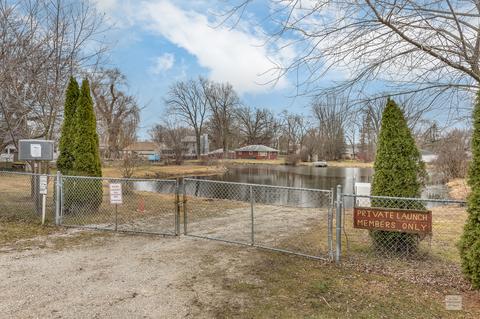 319 Spring Rd, Ingleside, IL 60041 photo 41