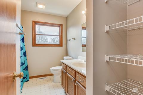 319 Spring Rd, Ingleside, IL 60041 photo 20