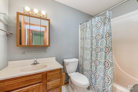 319 Spring Rd, Ingleside, IL 60041 photo 9