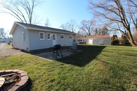 2206 Mill Ln, Mchenry, IL 60051 photo 2