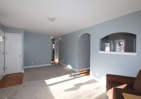 2206 Mill Ln, Mchenry, IL 60051 photo 3