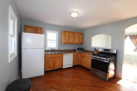 2206 Mill Ln, Mchenry, IL 60051 photo 4