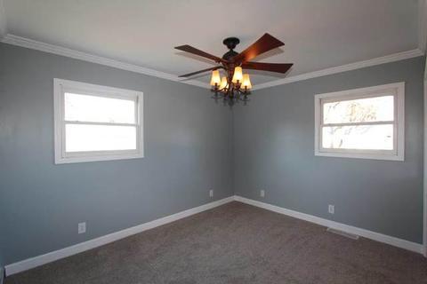 2206 Mill Ln, Mchenry, IL 60051 photo 9