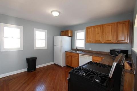 2206 Mill Ln, Mchenry, IL 60051 photo 6