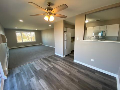 1500 Robin Cir #401, Hoffman Estates, IL 60169 photo 6