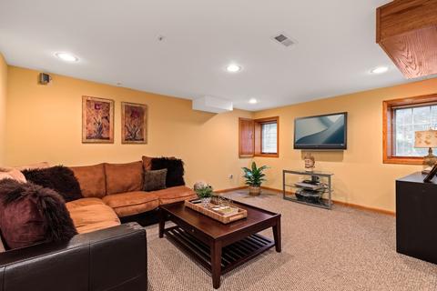 2103 Trowbridge Ct, Glenview, IL 60026 photo 17