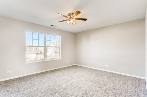 322 Cassidy Ln, Elgin, IL 60124 photo 31
