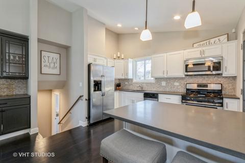 510 Kipling Ct, Wheaton, IL 60187 photo 4