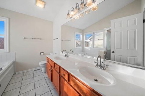 1073 Wakefield Dr, Elgin, IL 60120 photo 17