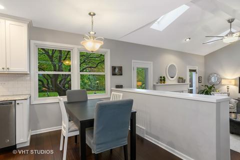 1012 Adare Dr, Wheaton, IL 60189 photo 6