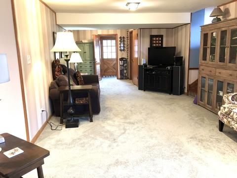 447 Tennyson Rd, Bartlett, IL 60103 photo 14