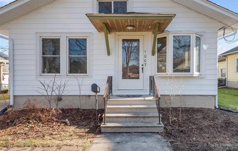 1007 Duncan Ave, Elgin, IL 60120 photo 4