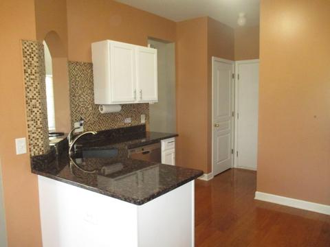 762 Mesa Dr, Elgin, IL 60123 photo 4