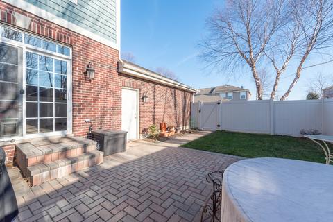 239 Garden Dr #-, Elgin, IL 60123 photo 24
