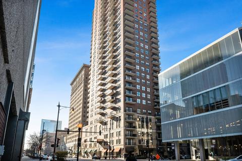 41 E 8th St #2005, Chicago, IL 60605 photo 1