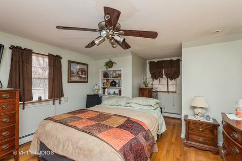 606 Howard Ct, East Dundee, IL 60118 photo 6