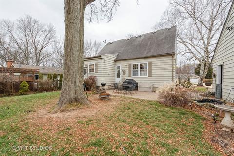 606 Howard Ct, East Dundee, IL 60118 photo 10