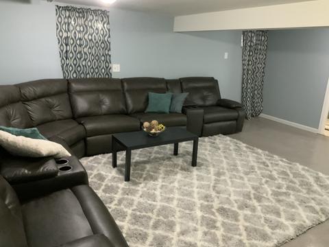 527 Aller Ave, Elgin, IL 60120 photo 30