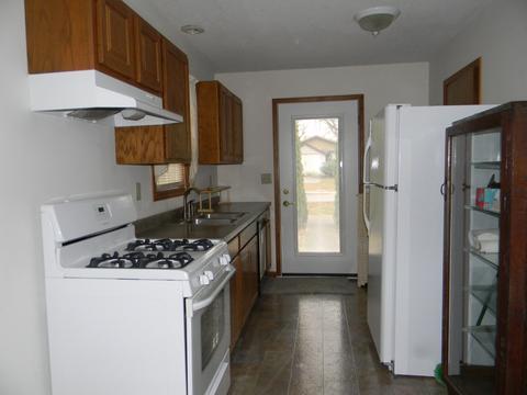 116 Clark St, Chenoa, IL 61726 photo 4