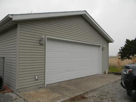 116 Clark St, Chenoa, IL 61726 photo 12