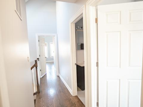 4164 S Berkeley Ave, Chicago, IL 60653 photo 8