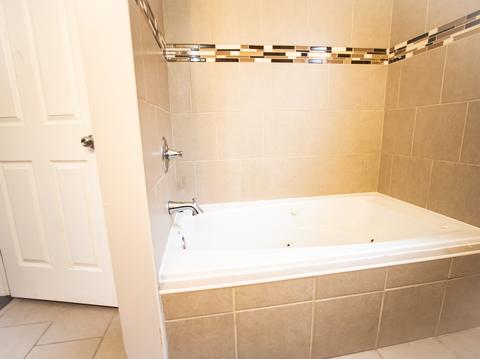 4164 S Berkeley Ave, Chicago, IL 60653 photo 12