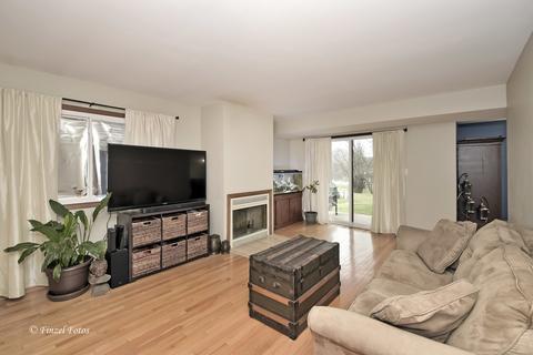 91 Morningside Dr, Roselle, IL 60172 photo 3